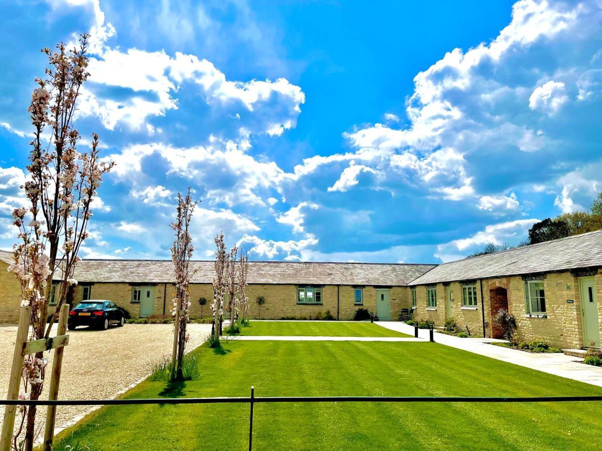 Briary Cottages At Iletts Farm Brackley  Exterior photo